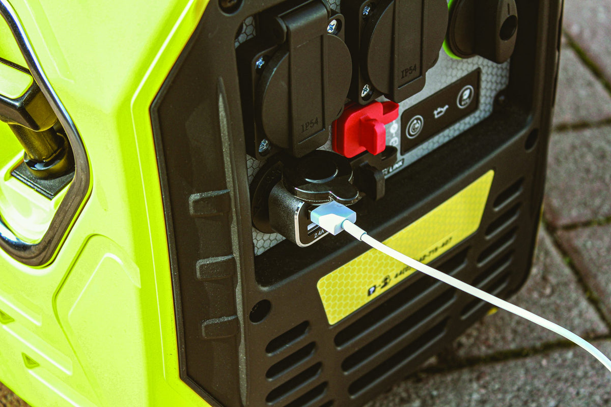 skyVac® 2200W Generator
